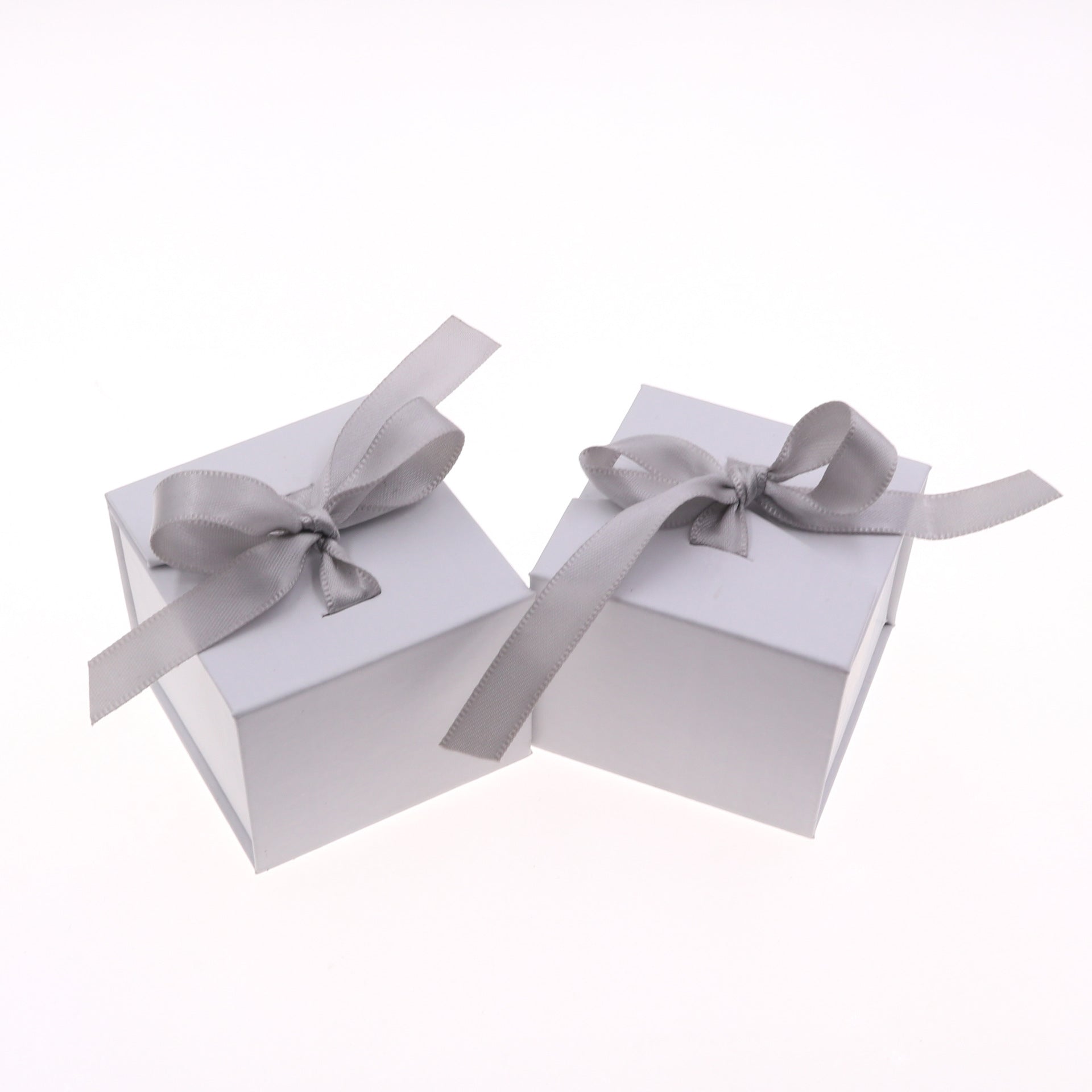 Schmuck Boxen Papier Grau Weiß Farbe Band Bowknot Für Geschenk Präsentieren Ring Ohrring Verpackung Display Box